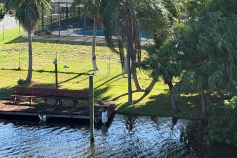 Casa en venta en Port St. Lucie, Florida, 3 dormitorios, 207.64 m2 № 2410867 - foto 23
