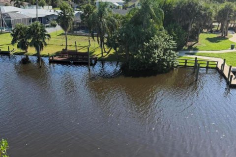 Casa en venta en Port St. Lucie, Florida, 3 dormitorios, 207.64 m2 № 2410867 - foto 24