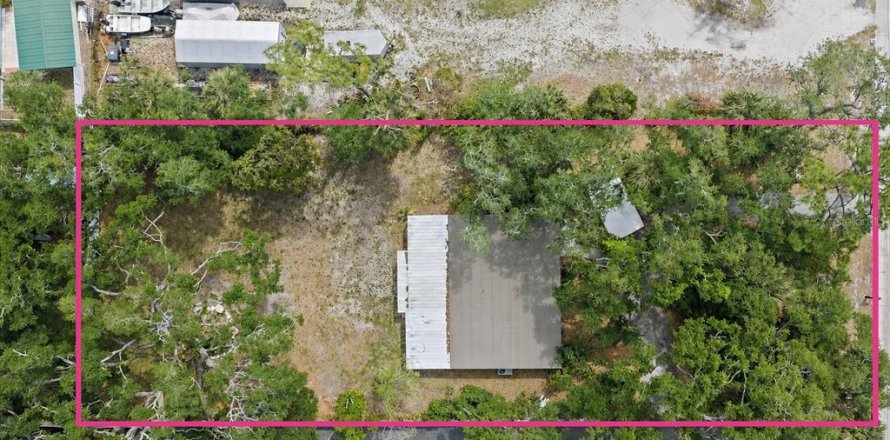 Casa en Bradenton, Florida 3 dormitorios, 113.15 m2 № 2200356