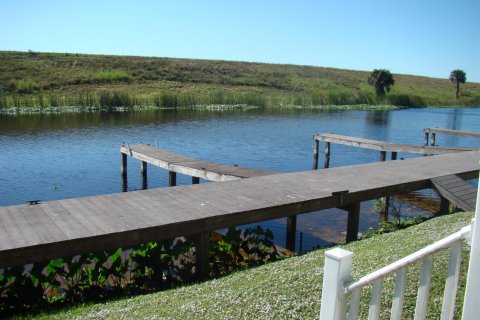 Casa en venta en Okeechobee, Florida, 1 dormitorio, 79.9 m2 № 2081489 - foto 2