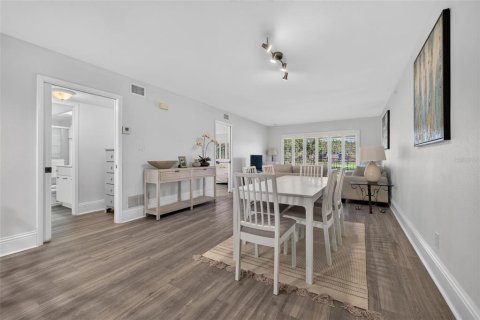 Condo in Wesley Chapel, Florida, 3 bedrooms  № 2378274 - photo 3