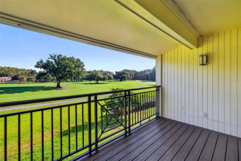 Condo in Wesley Chapel, Florida, 3 bedrooms  № 2378274 - photo 22