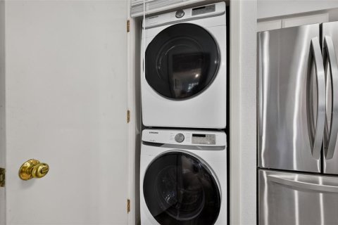 Condo in Wesley Chapel, Florida, 3 bedrooms  № 2378274 - photo 20