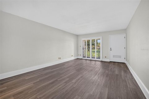 Condo in Wesley Chapel, Florida, 3 bedrooms  № 2378274 - photo 25