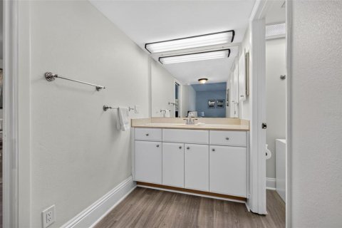 Condo in Wesley Chapel, Florida, 3 bedrooms  № 2378274 - photo 18