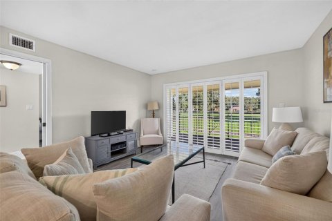 Condo in Wesley Chapel, Florida, 3 bedrooms  № 2378274 - photo 6