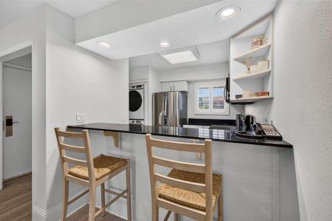 Condo in Wesley Chapel, Florida, 3 bedrooms  № 2378274 - photo 10