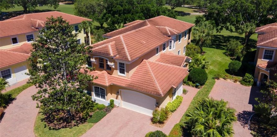 Condo in Howey-in-the-Hills, Florida, 3 bedrooms  № 1169168