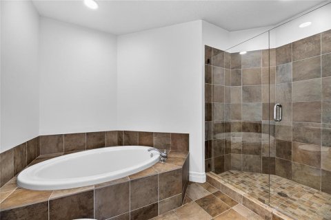 Copropriété à vendre à Tampa, Floride: 2 chambres, 128.02 m2 № 2371085 - photo 28