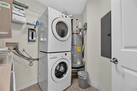 Copropriété à vendre à Tampa, Floride: 2 chambres, 128.02 m2 № 2371085 - photo 30
