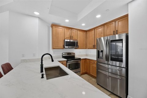 Copropriété à vendre à Tampa, Floride: 2 chambres, 128.02 m2 № 2371085 - photo 10