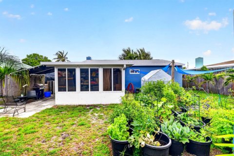 Villa ou maison à vendre à West Palm Beach, Floride: 2 chambres, 72.84 m2 № 2088058 - photo 18