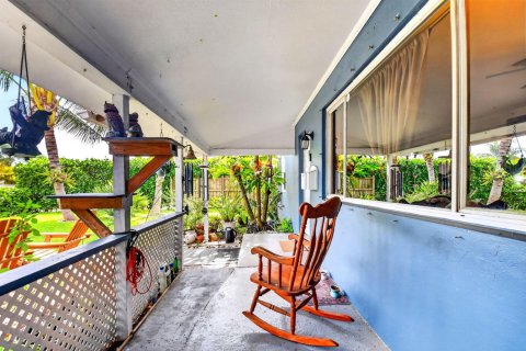 Villa ou maison à vendre à West Palm Beach, Floride: 2 chambres, 72.84 m2 № 2088058 - photo 5