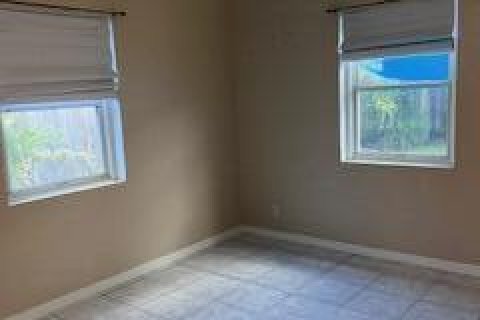 Villa ou maison à vendre à West Palm Beach, Floride: 2 chambres, 72.84 m2 № 2088058 - photo 11