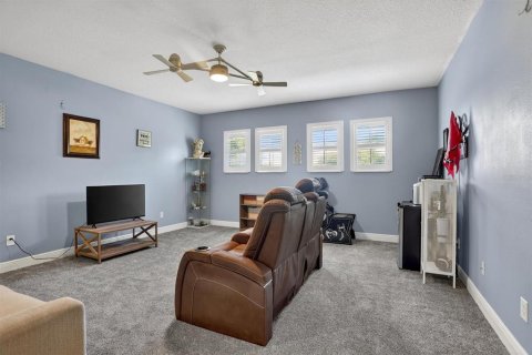 House in Apollo Beach, Florida 4 bedrooms, 261.24 sq.m. № 2151751 - photo 29