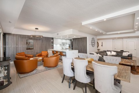 Condominio en venta en Hollywood, Florida, 3 dormitorios, 293.66 m2 № 2034203 - foto 6