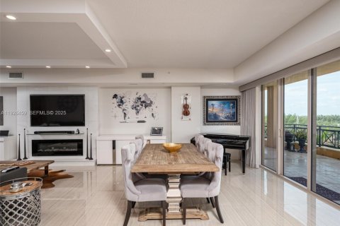 Condominio en venta en Hollywood, Florida, 3 dormitorios, 293.66 m2 № 2034203 - foto 5