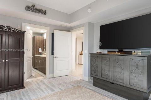 Condominio en venta en Hollywood, Florida, 3 dormitorios, 293.66 m2 № 2034203 - foto 19