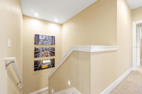 Townhouse in Kissimmee, Florida 3 bedrooms, 203.92 sq.m. № 2195675 - photo 24