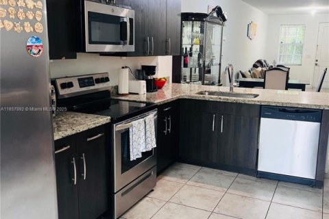 Купить таунхаус в Хомстед, Флорида 4 спальни, 178м2, № 1960669 - фото 8