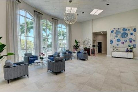 Condominio en venta en Boynton Beach, Florida, 3 dormitorios, 168.43 m2 № 1151684 - foto 1