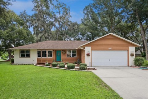 House in Mount Dora, Florida 3 bedrooms, 177.35 sq.m. № 2266744