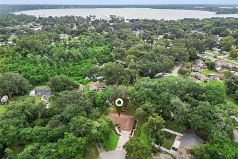 House in Mount Dora, Florida 3 bedrooms, 177.35 sq.m. № 2266744 - photo 25