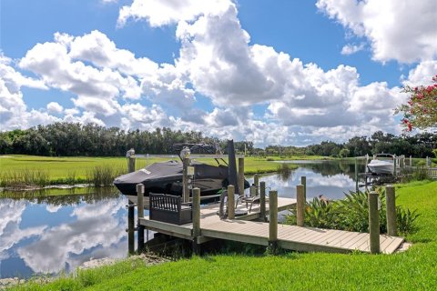 Casa en venta en Bradenton, Florida, 4 dormitorios, 390 m2 № 2387558 - foto 4