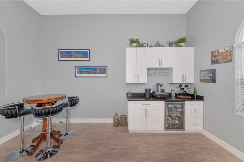 Casa en venta en Bradenton, Florida, 4 dormitorios, 390 m2 № 2387558 - foto 10