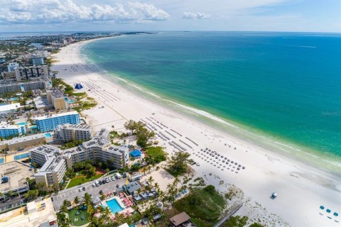 Copropriété à vendre à Saint Pete Beach, Floride: 2 chambres, 105.07 m2 № 1911314 - photo 3