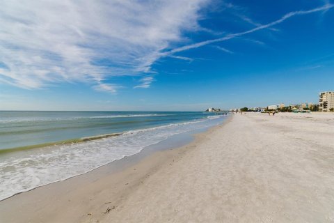 Copropriété à vendre à Saint Pete Beach, Floride: 2 chambres, 105.07 m2 № 1911314 - photo 5