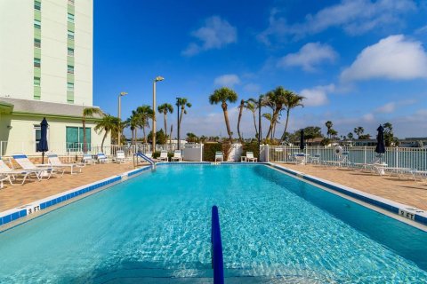 Copropriété à vendre à Saint Pete Beach, Floride: 2 chambres, 105.07 m2 № 1911314 - photo 25