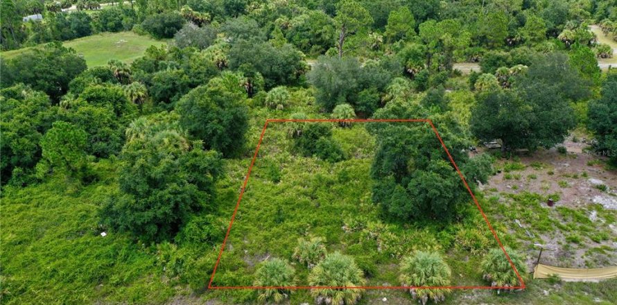 Land in North Port, Florida № 2226244