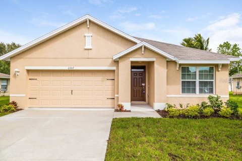 Casa en alquiler en Cape Coral, Florida, 3 dormitorios, 156.45 m2 № 1843669 - foto 1