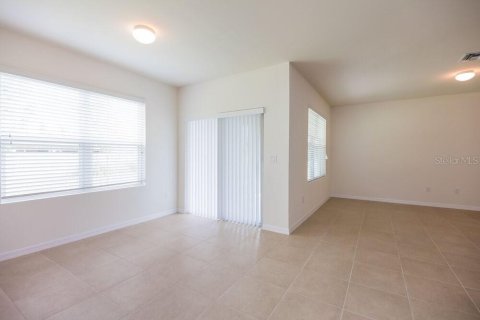 Casa en alquiler en Cape Coral, Florida, 3 dormitorios, 156.45 m2 № 1843669 - foto 2