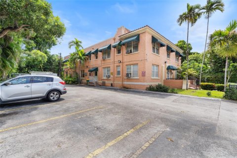 Propiedad comercial en venta en Coral Gables, Florida № 2046148 - foto 19