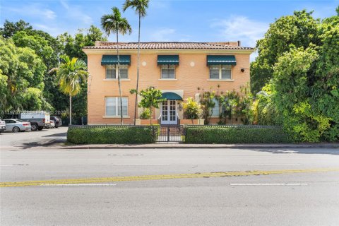Propiedad comercial en venta en Coral Gables, Florida № 2046148 - foto 29