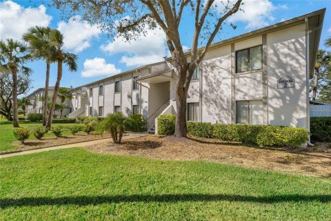Condominio en alquiler en Oldsmar, Florida, 2 dormitorios, 97.92 m2 № 1913642 - foto 1