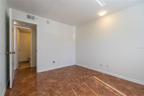 Condominio en alquiler en Oldsmar, Florida, 2 dormitorios, 97.92 m2 № 1913642 - foto 12