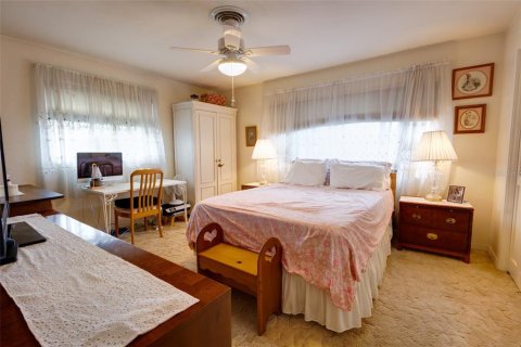 Casa en venta en Indian lake estates, Florida, 2 dormitorios, 156.26 m2 № 1718570 - foto 14
