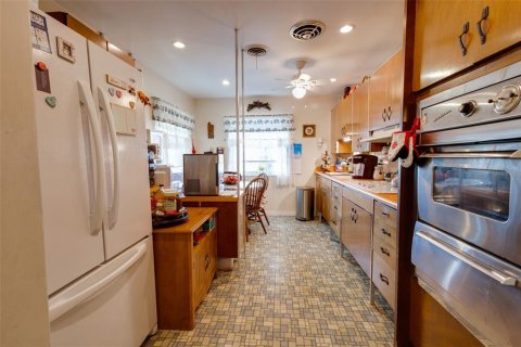 Casa en venta en Indian lake estates, Florida, 2 dormitorios, 156.26 m2 № 1718570 - foto 6