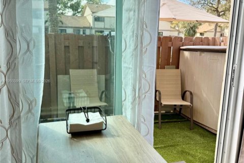 Купить таунхаус в Санрайз, Флорида 3 спальни, 104.33м2, № 2008461 - фото 10