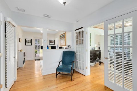 Propiedad comercial en alquiler en Orlando, Florida, 111.48 m2 № 1916490 - foto 11