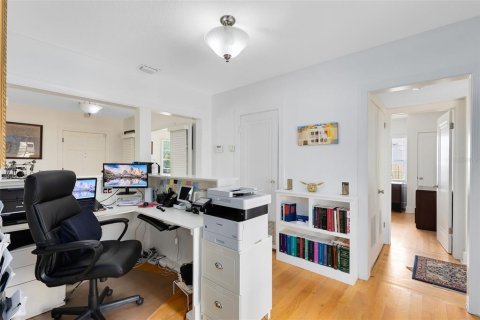 Propiedad comercial en alquiler en Orlando, Florida, 111.48 m2 № 1916490 - foto 14