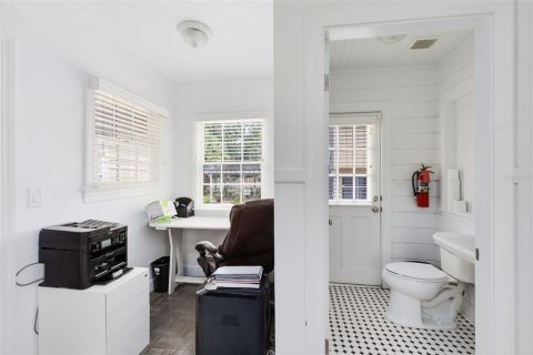 Propiedad comercial en alquiler en Orlando, Florida, 111.48 m2 № 1916490 - foto 10
