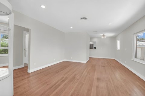 Villa ou maison à vendre à Delray Beach, Floride: 2 chambres, 175.4 m2 № 2190978 - photo 10