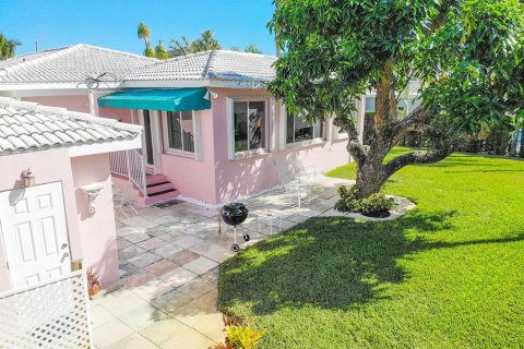 Villa ou maison à vendre à Delray Beach, Floride: 2 chambres, 175.4 m2 № 2190978 - photo 4