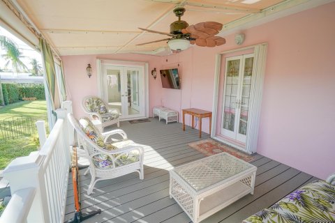 Villa ou maison à vendre à Delray Beach, Floride: 2 chambres, 175.4 m2 № 2190978 - photo 27