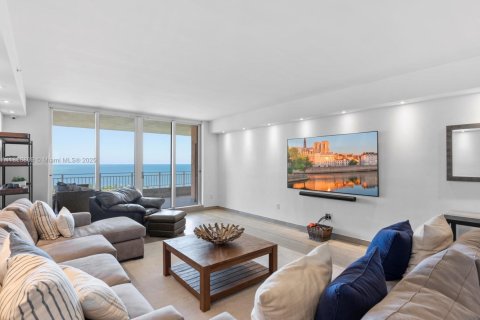 Copropriété à vendre à Key Biscayne, Floride: 3 chambres, 279.73 m2 № 1890442 - photo 15