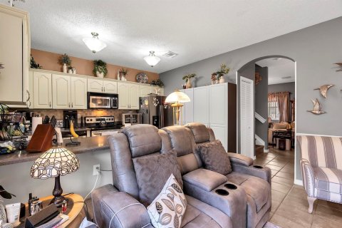Touwnhouse à vendre à Miami Lakes, Floride: 3 chambres, 143.07 m2 № 2145984 - photo 17
